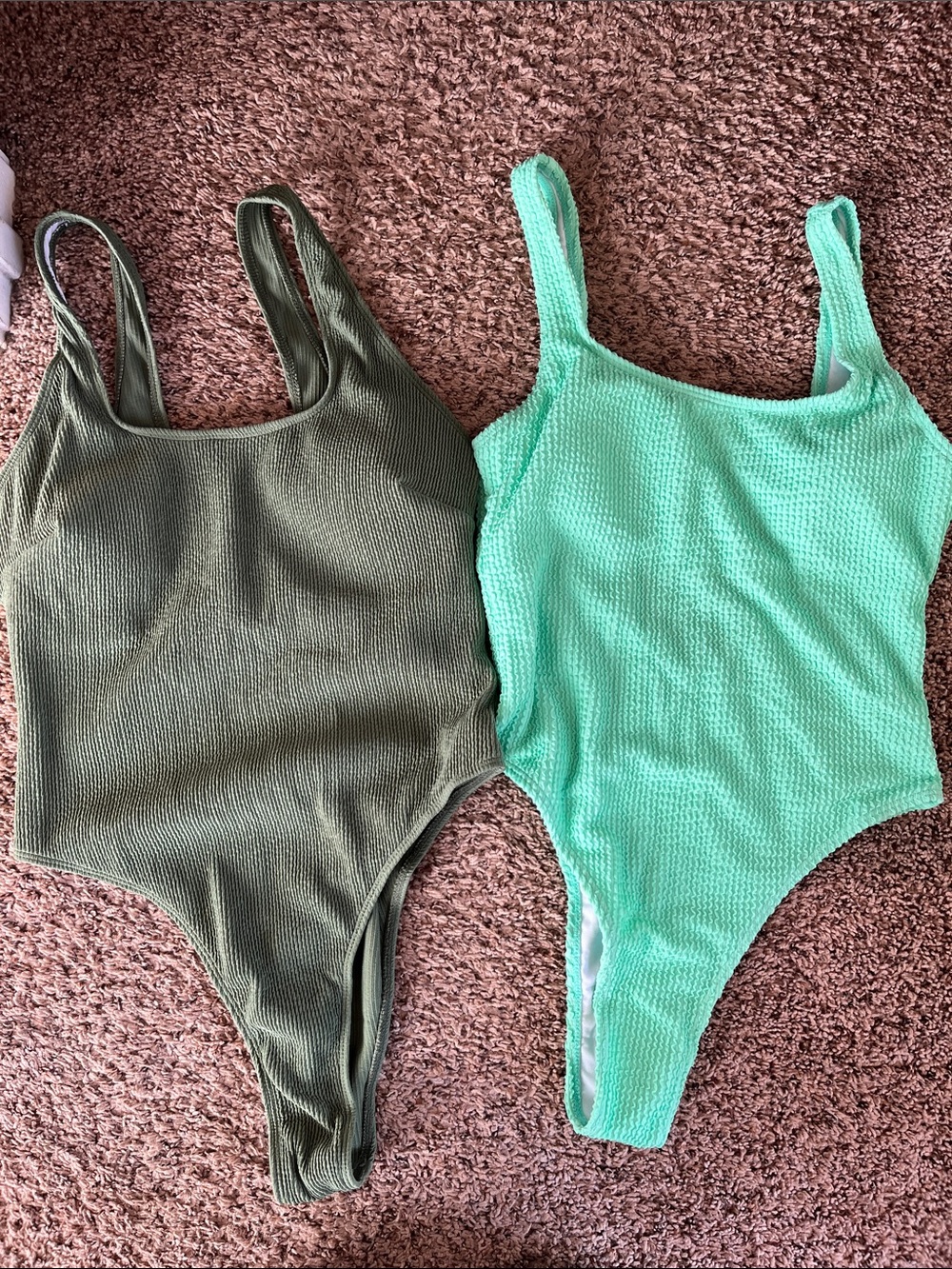 One-Piece Swimsuit in Olive and Mint - Comfortable Ribbed Design